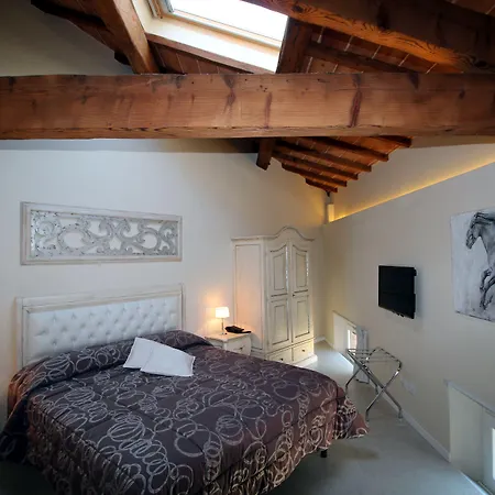 Del Sole לינה וארוחת בוקר סיינה