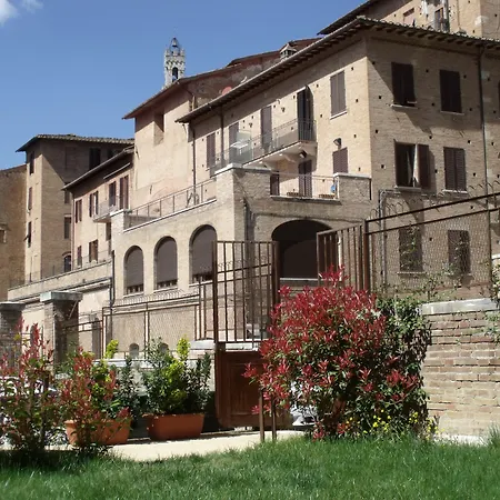 לינה וארוחת בוקר Del Sole